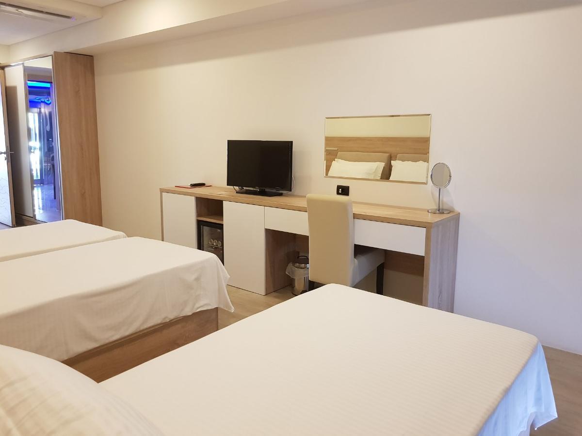 Kosher Hotel Franca Τίβατ Εξωτερικό φωτογραφία